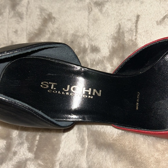 St. John Collection Heels - Picture 8 of 11
